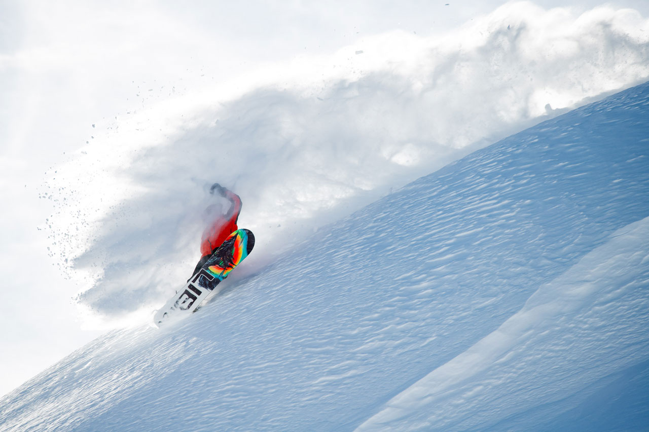 Austen Sweetin on the Lib Tech Dynamo snowboard